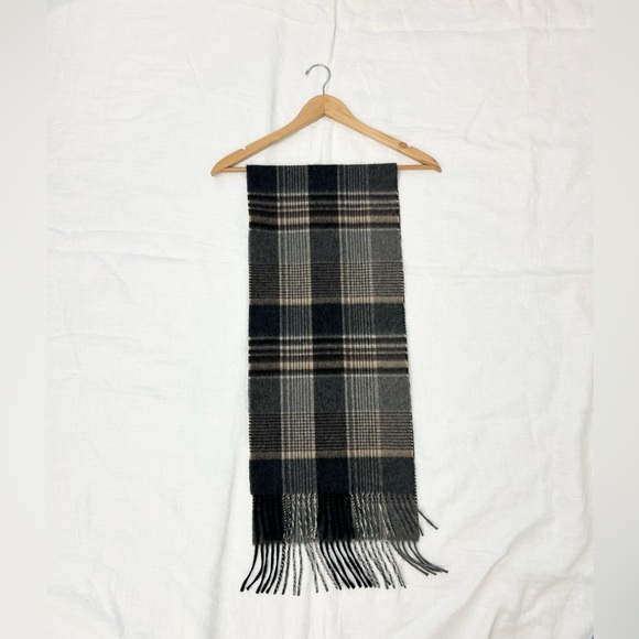 Fraas Cashmere Plaid Scarf - Picture 2 of 7